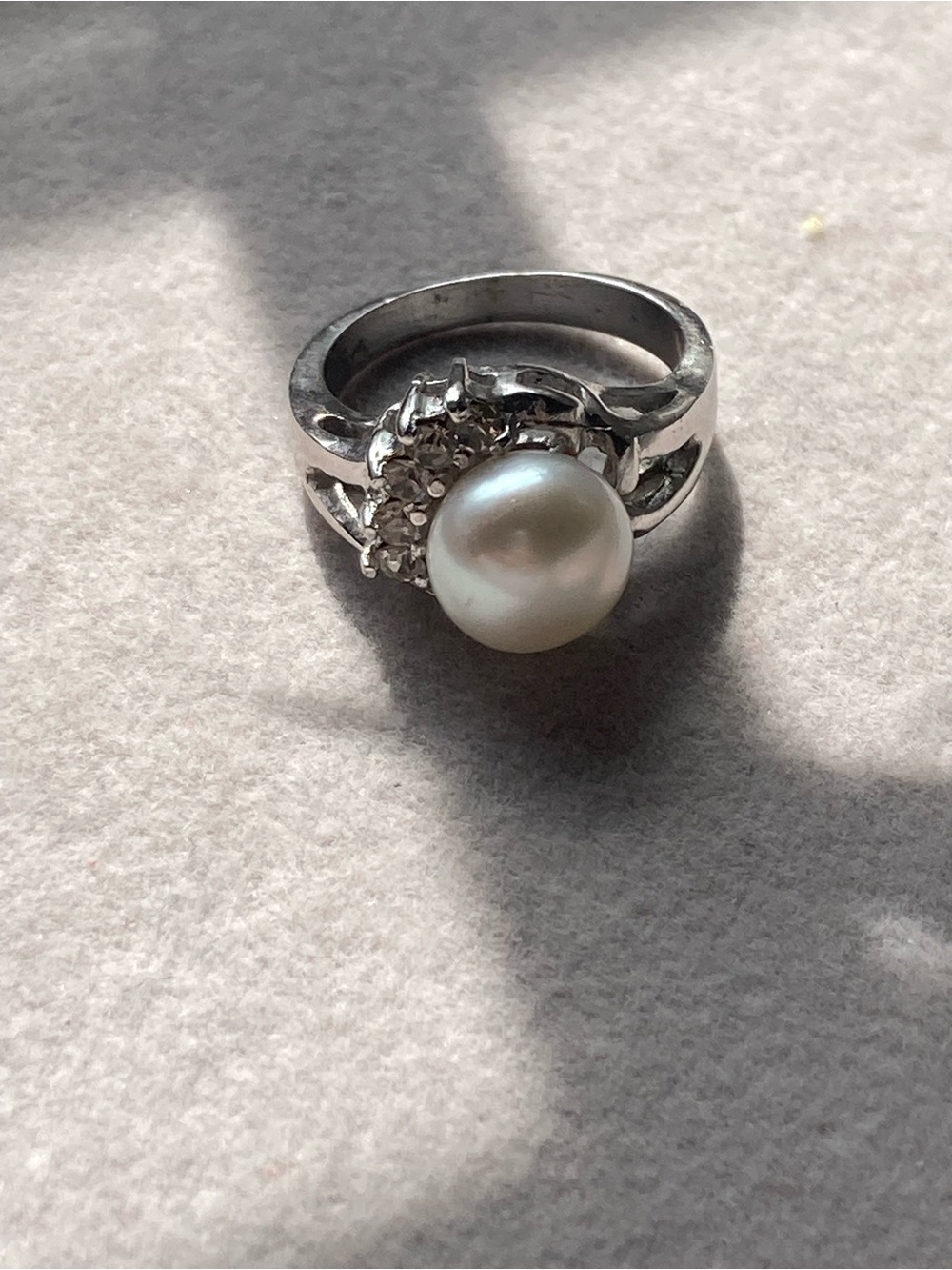Classic Pearl Halo Ring in Silver Tone - White Pearl